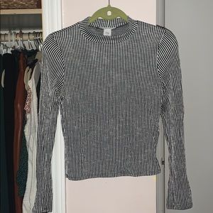 Black and white vertical striped long sleeve